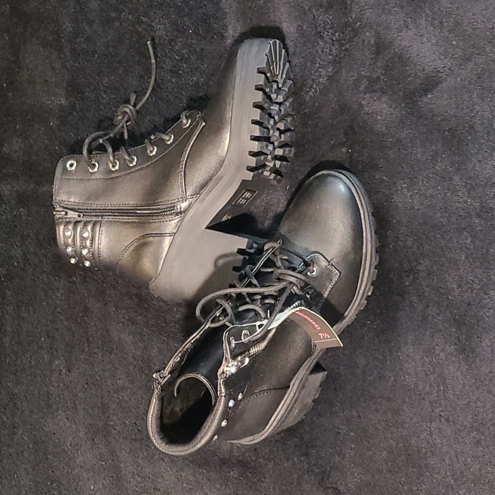 Black boots